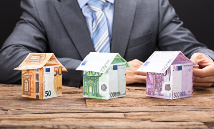 Tres megatendencias: Revolución 4.0, sostenibilidad y medio ambiente y Demografía y estilo de vida. | Alamy