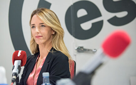 Federico Jiménez Losantos entrevista a Cayetana Álvarez de Toledo