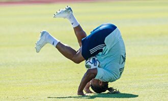 Dos magos: el carrusel de toques de fantasía de Ansu Fati y Adama Traoré