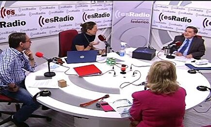 Crónica Rosa: ¿Qué pasa con el divorcio entre Enrique Ponce y Paloma Cuevas?