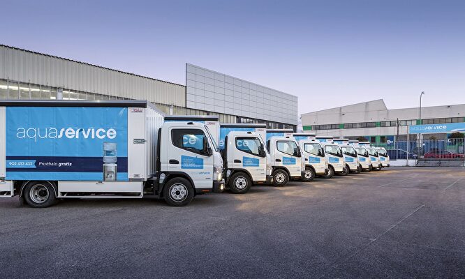 Flota eléctrica de Aquaservice. | Europa Press