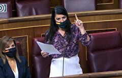 Olona, a Iglesias: "Ahora que lleva la nuca más despejada… ¿lo nota? Es el aliento de la justicia”