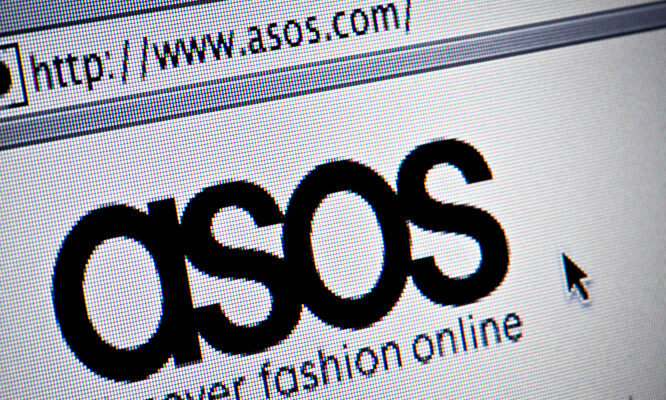 Asos logra un beneficio de 125 millones de euros. | Alamy