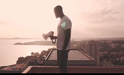 Jackson Martínez, cantante. | Movistar Vamos