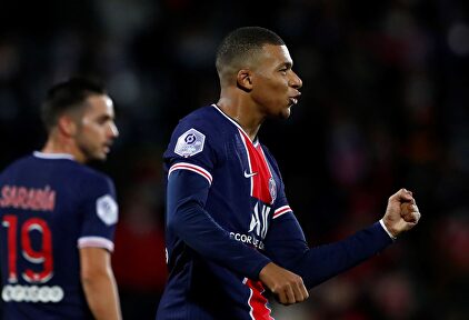 Golazo de Mbappé tras un pase descomunal de Rafinha