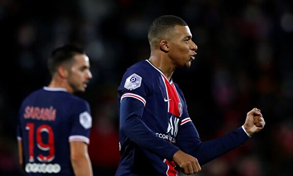 Golazo de Mbappé tras un pase descomunal de Rafinha