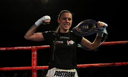 Joana Pastrana, campeona de Europa de boxeo en el peso mínimo. | EFE