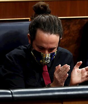 El vicepresidente segundo del Gobierno, Pablo Iglesias, durante la sesión de control al Ejecutivo, este miércoles en el Congreso. | EFE