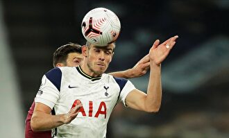 Gareth Bale, durante el partido contra el West Ham. | EFE