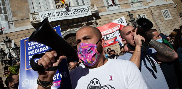 Protesta de hosteleros catalanes por las restricciones por el coronavirus | EFE