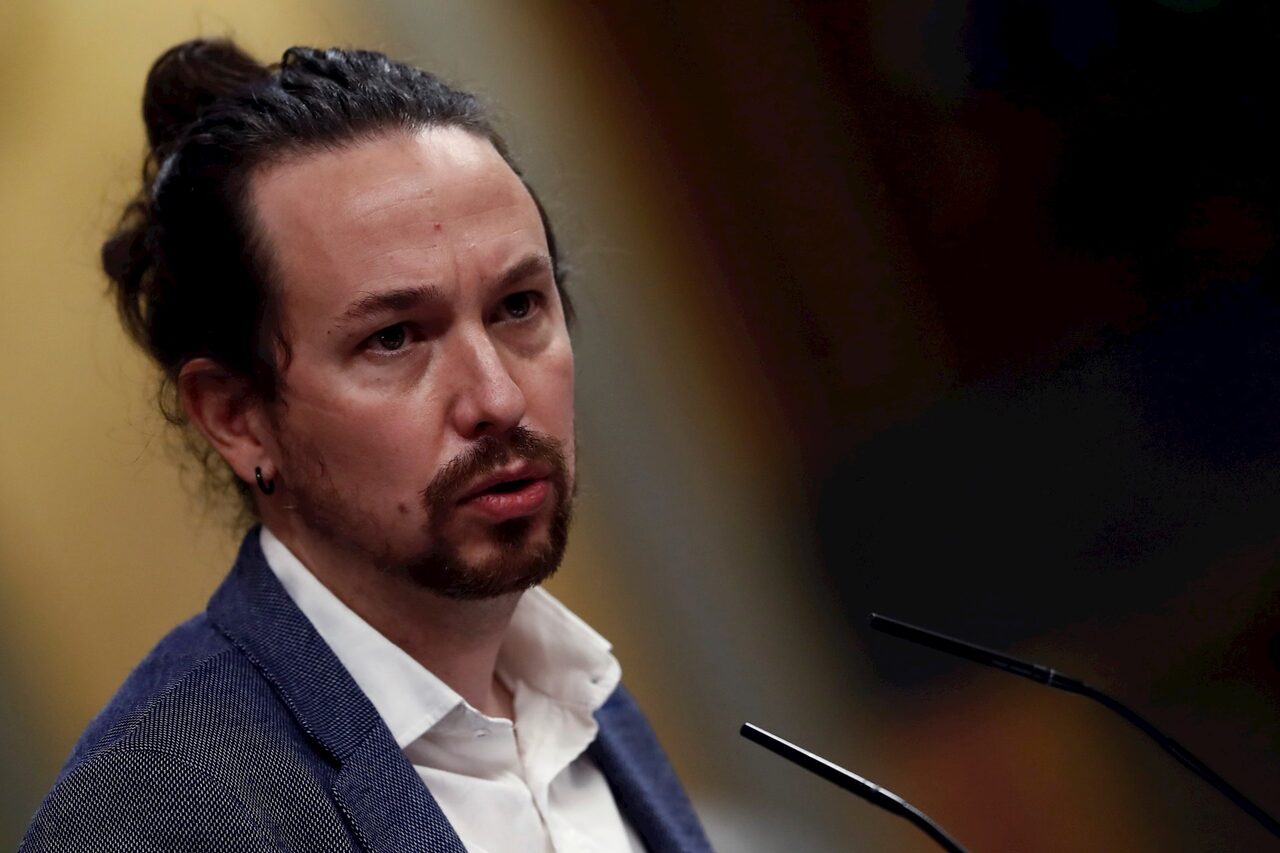 El vicepresidente segundo del Gobierno, Pablo Iglesias, durante su intervención en la segunda sesión del debate de moción de censura presentada por Vox, este jueves en el Congreso. | EFE