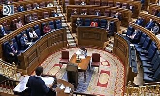 Casado carga contra la moción de "impostura" de Santiago Abascal