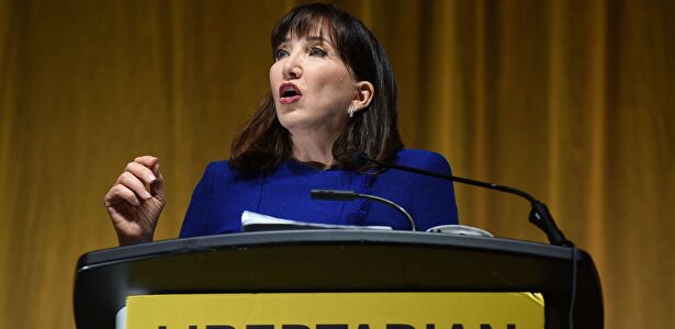 Jo Jorgensen, candidata por el Libertarian Party. | Alamy