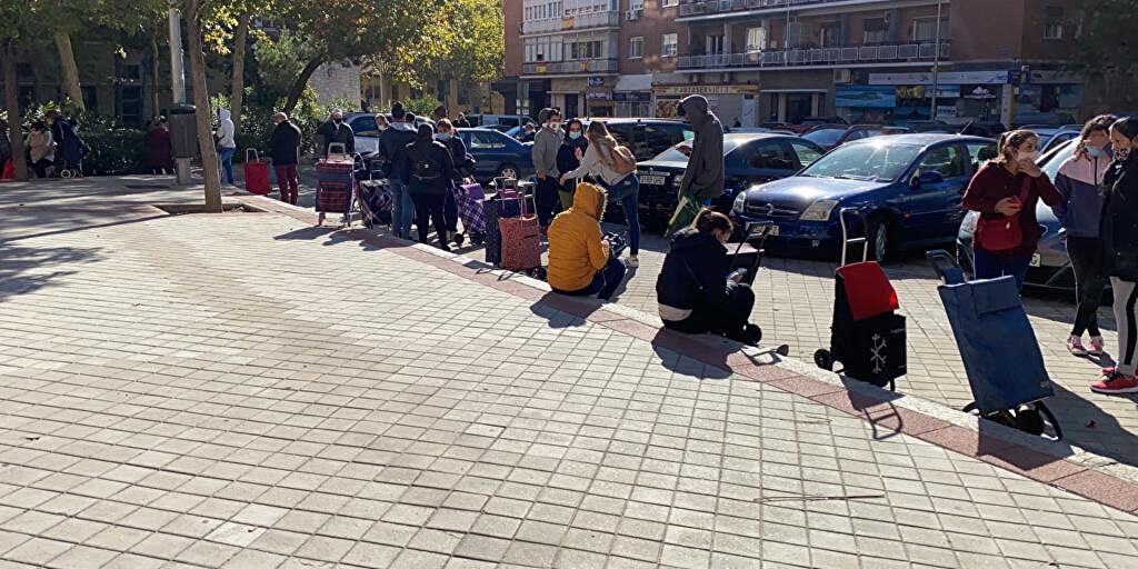 Las colas del hambre no desaparecen en vacaciones - Vimarsana News