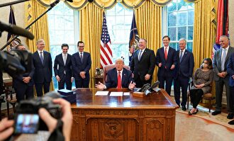 Domald Trump anuncia en la Casa Blanca el acuerdo entre Israel y Sudán. | EFE