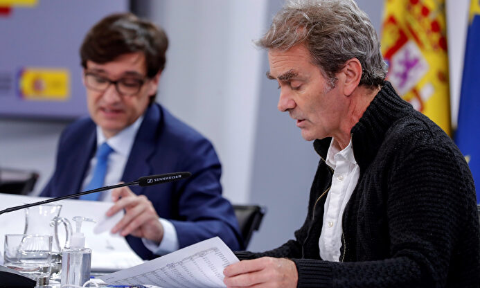 Fernando Simón y Salvador Illa en su rueda de prensa de este jueves. | EFE