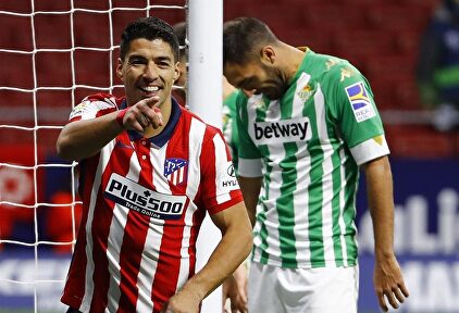 Luis Suárez celebra el segundo gol. | EFE