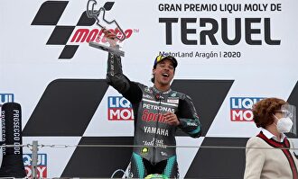 Morbidelli celebra la victoria en el GP de Aragón | EFE