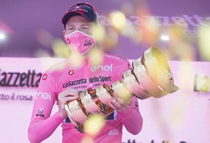Tao, tras ganar el Giro  | EFE