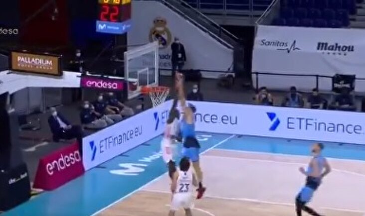 Garuba hace un gran tapon | Imagen TV