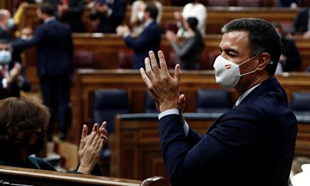 Pedro Sánchez satisfecho tras el resultado de la moción de censura de VOX | EFE