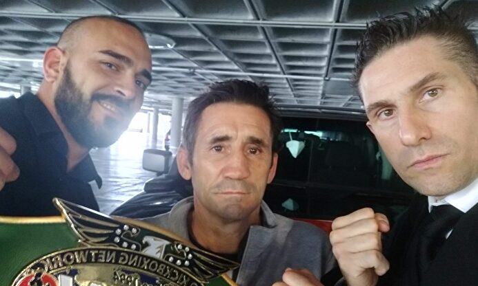 El 'nuevo' Poli Díaz llega a Madrid para arrancar sus proyectos: ¿volverá a subirse al ring?