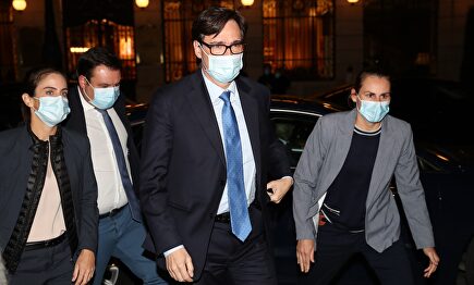 Salvador Illa, ministro de Sanidad, a su llegada a la macrofiesta de El Español en pleno estado de alarma. | GTRES