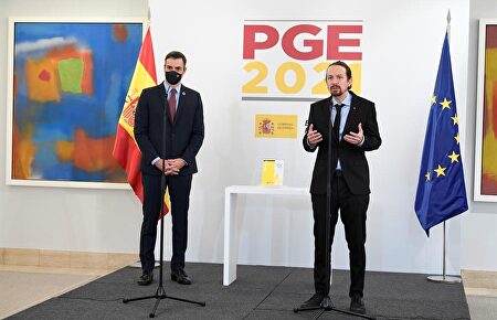 Federico a las 7: Podemos se mofa de Ciudadanos por tragarse sus PGE