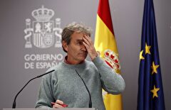 Fernando Simón la vuelve a liar hablando del cine, teatro, bares y restaurantes