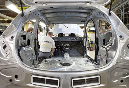 El Opel Corsa, producido en Zaragoza, es el segundo coche más vendido. | Alamy