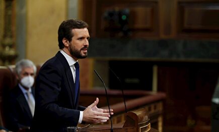 Federico a las 7: El PP se abstiene y Vox vota no al estado de alarma por 6 meses de Sánchez