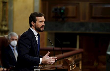 Federico a las 7: El PP se abstiene y Vox vota no al estado de alarma por 6 meses de Sánchez