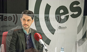 Iñaki Ellacuría, presenta en Es la Mañana el libro, 'Manual de Incompetencia en tiempos de coronavirus'. | Luis Fernando Quintero