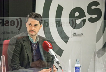 Iñaki Ellacuría, presenta en Es la Mañana el libro, 'Manual de Incompetencia en tiempos de coronavirus'. | Luis Fernando Quintero