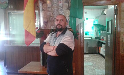 Manuel Fernández, el héroe de la hostelería se ha convertido en icono libertador | LD