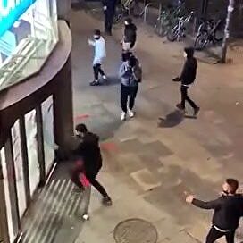 Saquean una tienda en Barcelona en las protestas contra ...