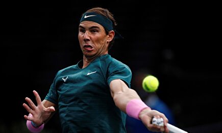 Rafa Nadal, durante su partido de segunda ronda ante Feliciano López. | EFE