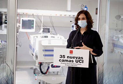  La presidenta de la Comunidad de Madrid, Isabel Díaz Ayuso, en el Hospital General Universitario Gregorio Marañón | EFE