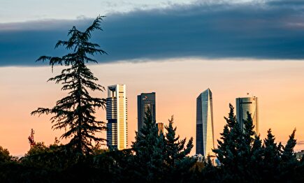 Con el 13% de la población española, Madrid genera el 18% de los ingresos fiscales. | Alamy