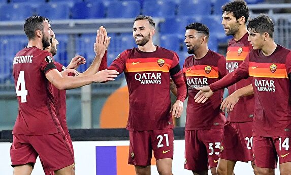 Borja Mayoral (c) celebra con sus compañeros uno de sus dos goles al Cluj. | EFE