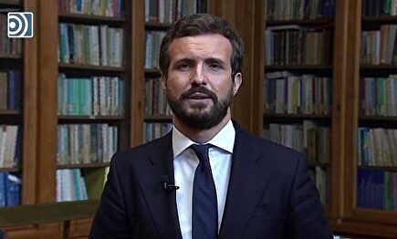 Casado carga contra un Gobierno "mentiroso" que ahora pretende controlar a la prensa
