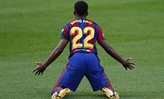 Ansu Fati sufre una grave lesión | EFE