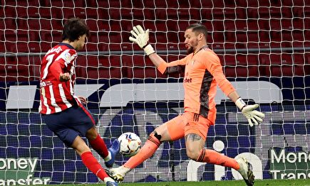 Doblete de Joao Félix ante el Cádiz | EFE