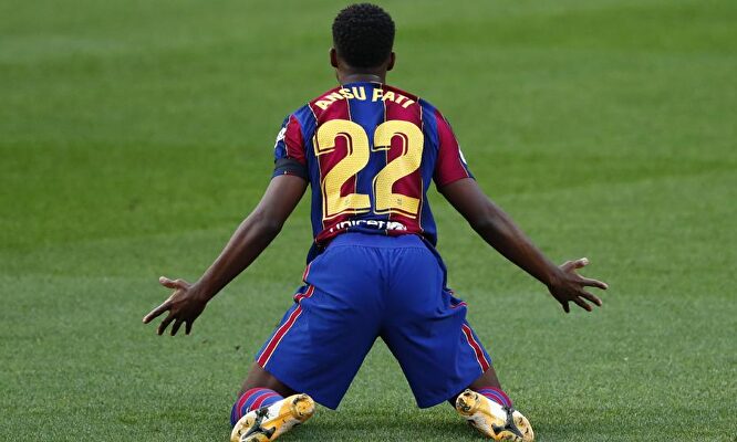 Ansu Fati sufre una grave lesión | EFE