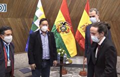 Felipe VI, acompañado por Pablo Iglesias, se reúne con Arce antes de su asunción como presidente