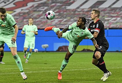 El golazo a lo escorpión que recorre el mundo: ¿de los mejores de la historia?