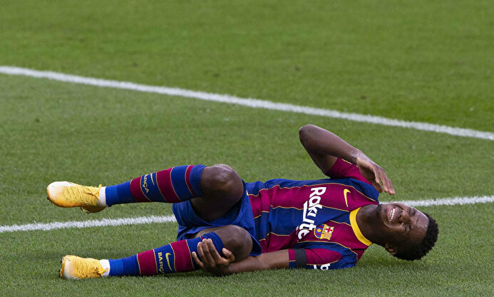 Ansu Fati estará cuatro meses en el dique seco | EFE