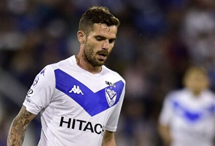Fernando Gago ha decidido poner puntos y final a su carrera como futbolista | EFE