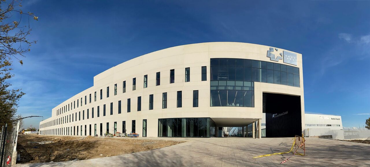 Ayuso invita a Illa a la inauguración del Hospital de Pandemias el 1 de diciembre