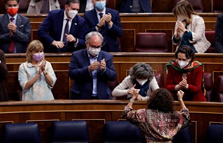 Tertulia de Federico: Sánchez e Iglesias salvan el primer escollo de los PGE